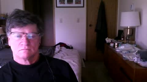 Snapshot of hg99too chatting on October 18, 3:49 pm hg99too online show from October 18, 3:49 pm