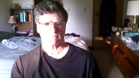 Snapshot of hg99too chatting on October 6, 3:52 pm hg99too online show from October 6, 3:52 pm