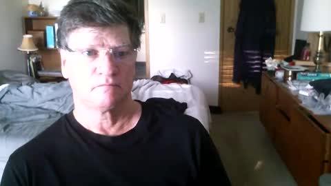 Snapshot of hg99too chatting on October 5, 3:41 pm hg99too online show from October 5, 3:41 pm