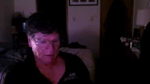 Snapshot of hg99too chatting on October 12, 2:31 pm hg99too online show from October 12, 2:31 pm