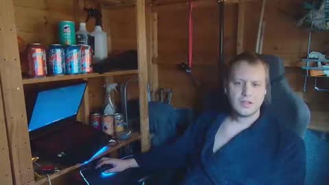 H Dawg online show from February 5, 10:19 am