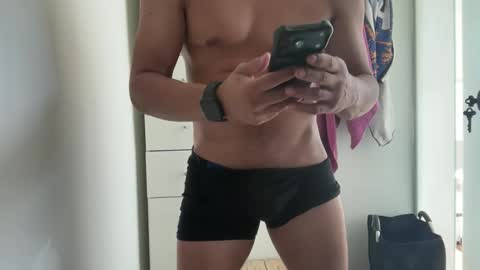 hhernan1 online show from March 9, 6:12 pm