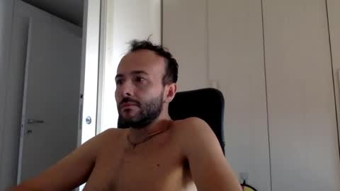 hhombre online show from August 3, 6:48 am