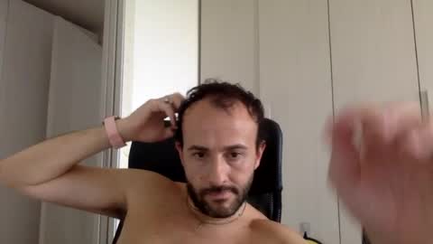 hhombre online show from July 31, 2:18 pm