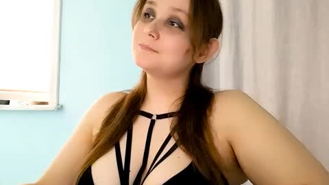 hhuutry online show from September 29, 2:21 am