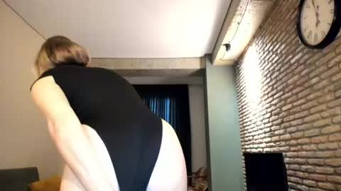 Hi lina online show from June 12, 2:54 am