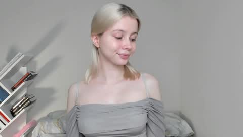 Popsy Risha online show from September 12, 1:18 am