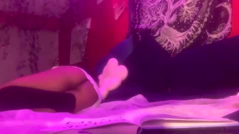 hiimz3 online show from September 25, 9:00 pm