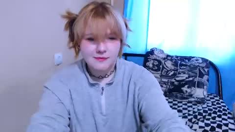 Hikiko online show from July 27, 12:24 pm