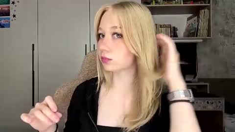 Emma online show from July 27, 7:49 am