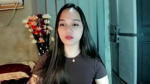 hilarymolly online show from March 14, 1:42 am