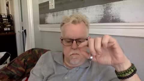 TwoDaddies online show from February 16, 6:17 pm