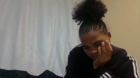 hinah89 online show from June 11, 12:32 am