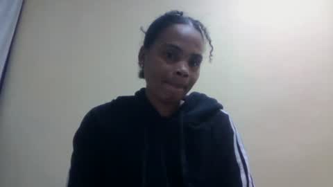 hinah89 online show from June 12, 7:24 pm