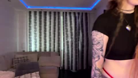 Leya Day Mary Night   PvT Open online show from April 18, 7:21 am