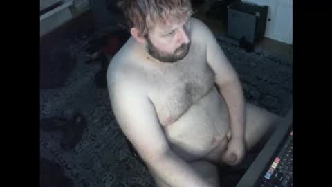 hipguy91 online show from November 15, 7:15 pm