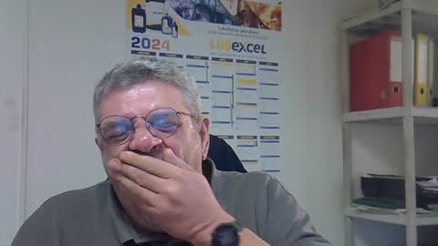 hippo online show from December 23, 3:55 pm