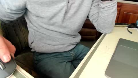 Nick online show from February 9, 8:34 pm