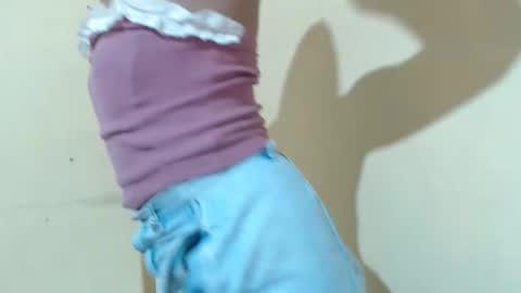 Guinevere3 online show from March 2, 6:25 am