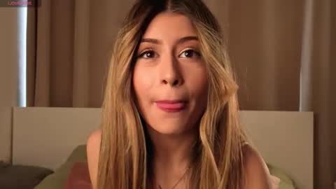 Moni Monica online show from September 24, 8:10 am