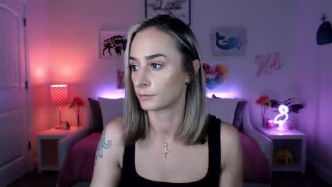 Holi Hurricane online show from February 12, 4:44 am