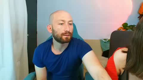 Holly and Honey online show from June 17, 11:21 pm