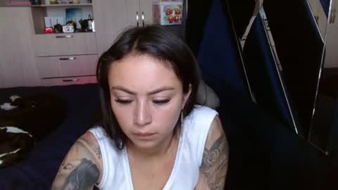 Holly online show from July 1, 5:32 pm