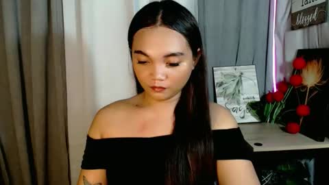 Bella online show from May 12, 3:04 am