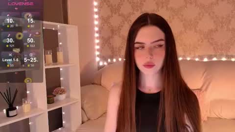 Mia online show from July 19, 3:31 am