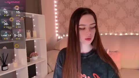 Mia online show from June 29, 3:03 am