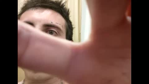 homeinvasion online show from February 6, 12:26 pm