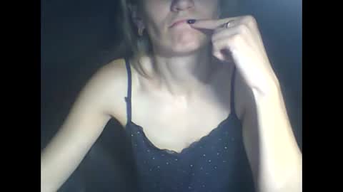 honey0bunny35 online show from January 28, 7:53 pm