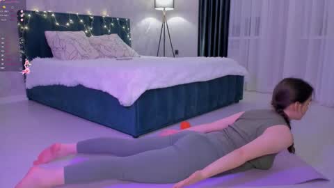 Snapshot of honey_chantal chatting on September 29, 5:34 pm Chantal online show from September 29, 5:34 pm