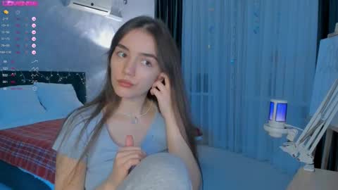 Snapshot of honey_chantal chatting on October 20, 5:51 pm Chantal online show from October 20, 5:51 pm