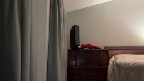 honey_man14 online show from July 26, 3:31 pm