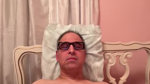 honey_man14 online show from February 8, 4:36 pm