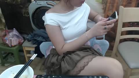 honeybaby2k online show from October 13, 11:23 am