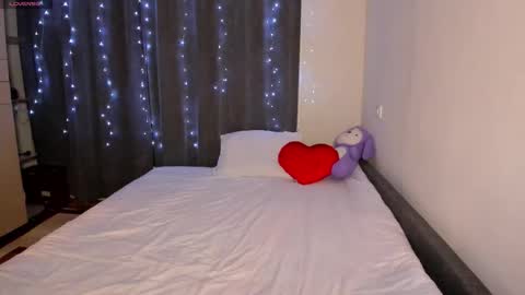 HoneyBunny  online show from March 27, 8:32 pm