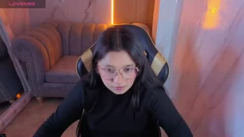 honeydoll_tf online show from July 17, 1:35 pm