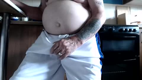 honeymaster290 online show from July 7, 8:51 am