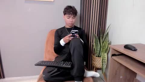 honeymoon_sariel online show from August 1, 7:26 pm