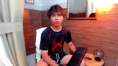 honeymoon_sariel online show from July 12, 8:23 pm