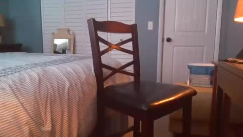 hooshung_mvers8 online show from October 19, 1:16 pm