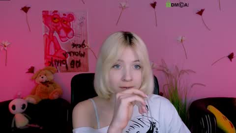hope_shadow online show from June 1, 6:42 pm