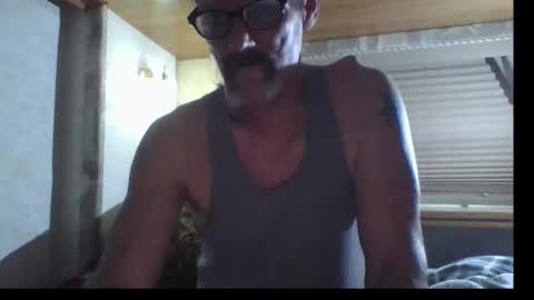 joey online show from March 18, 9:48 am