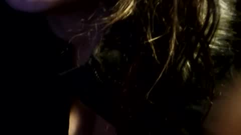 Snapshot of horneymomnextdoor chatting on October 10, 3:01 am horneymomnextdoor online show from October 10, 3:01 am