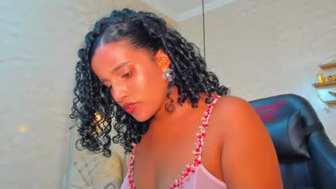 Horny Curls  online show from July 2, 3:55 am
