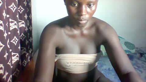 bella online show from December 25, 4:01 am