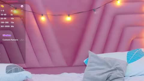 Khloe  online show from September 14, 12:50 pm