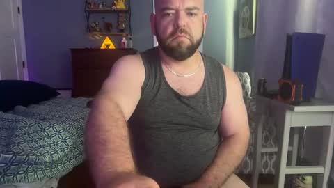 Horny Bear Daddy online show from May 15, 11:51 am
